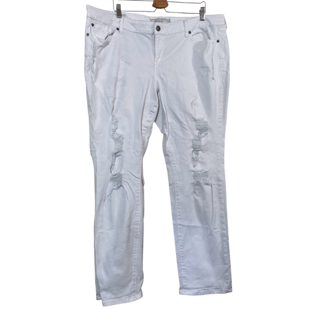 torrid White Distressed Boyfriend Plus Size 22 Jeans Ripped Curvy
